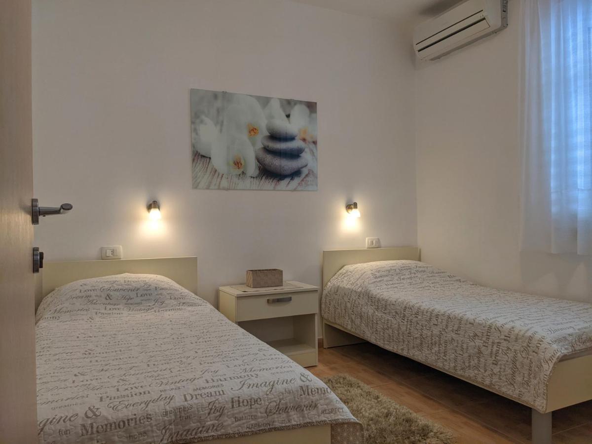 Apartamento Mirjana & Ivo Makarska Exterior foto